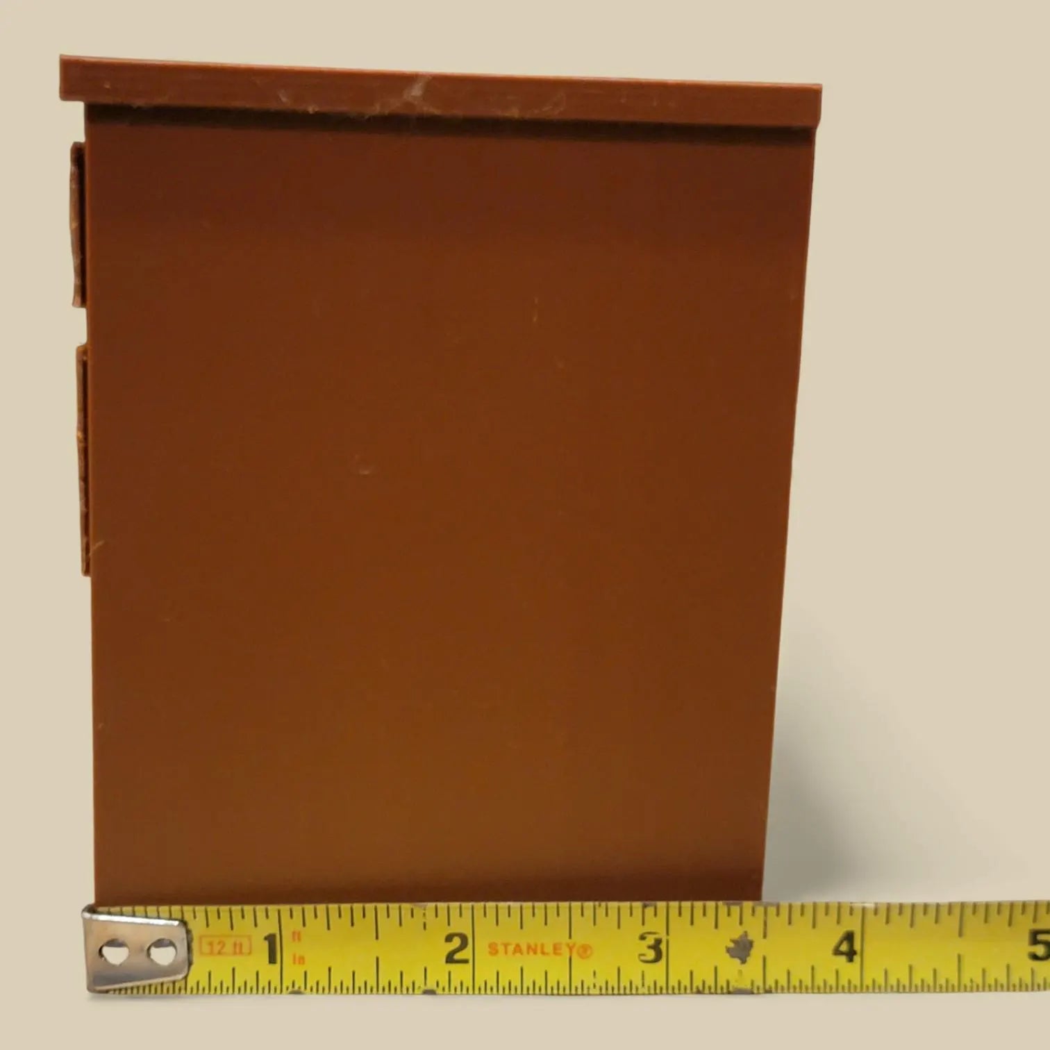 Doll-Size Computer Desk with Functional Drawers