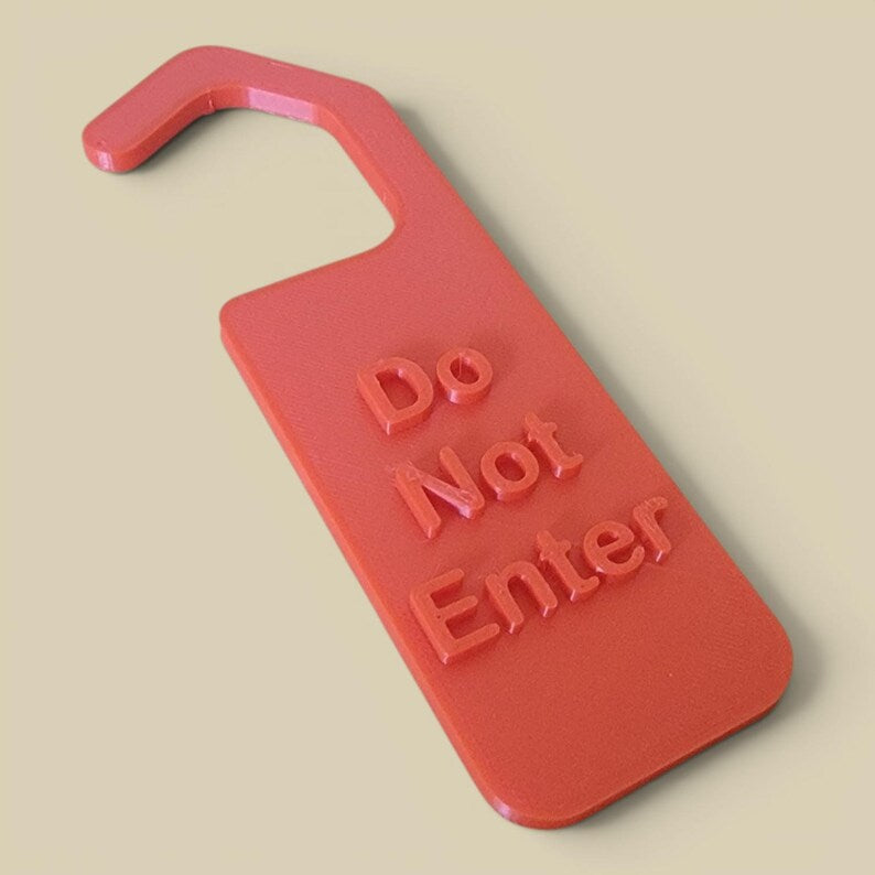 Do Not Enter Door Hanger Sign – Privacy Door Sign for Office, Bedroom, Dorm, Work, Studio – No Entry Warning Sign for Doorknob