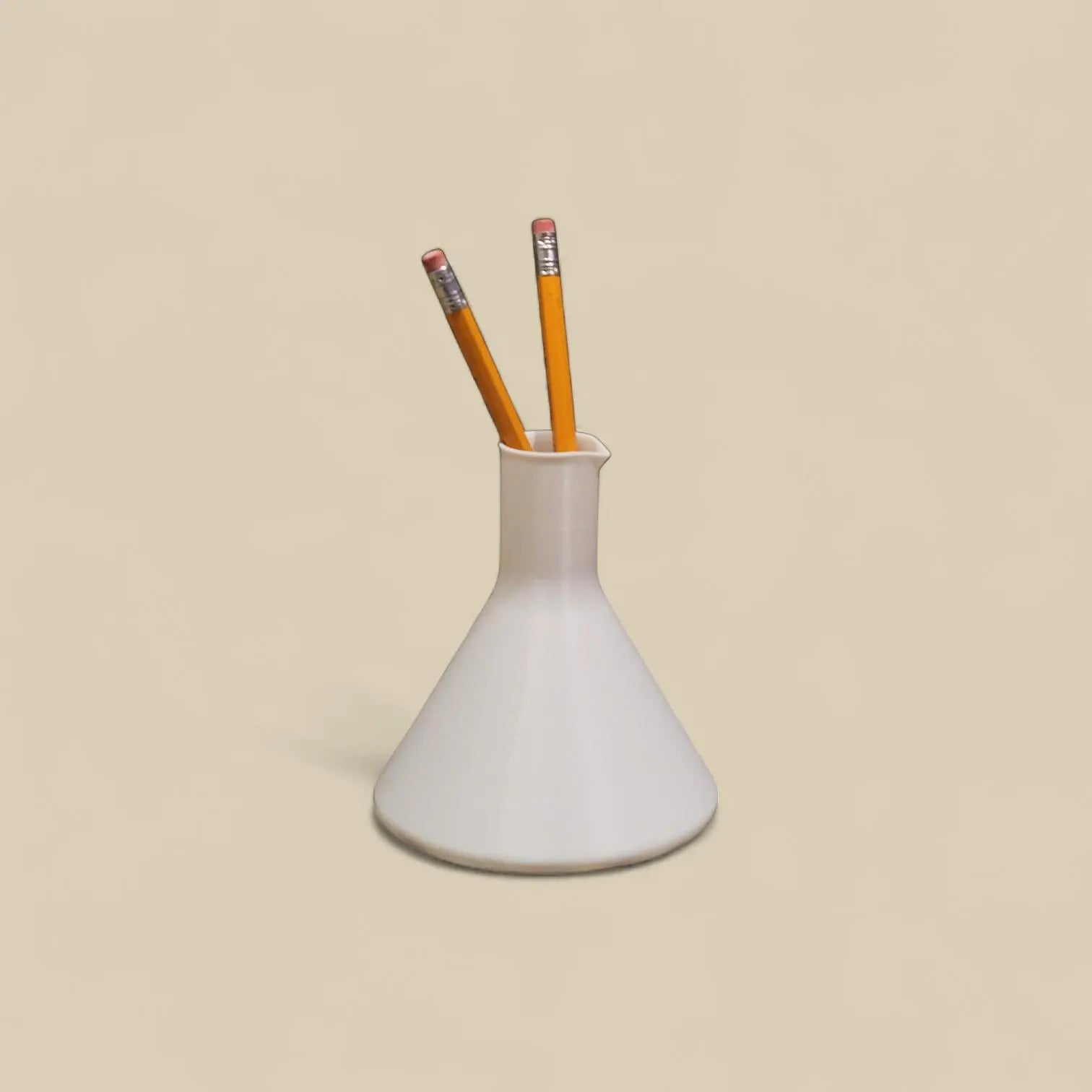Flask Pencil Holder – Lab Desk Organizer for Pencils and Pens