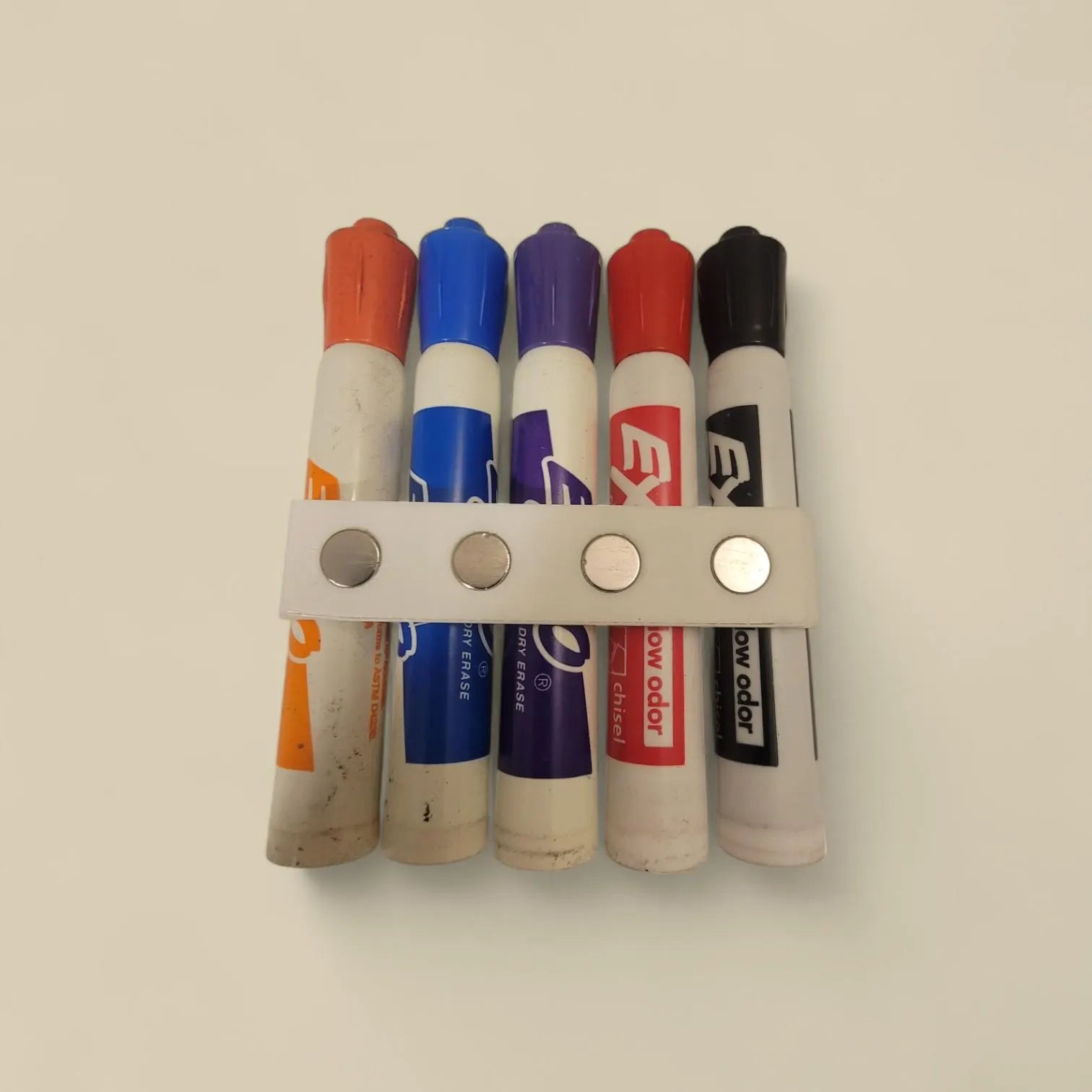 Magnetic Marker Holder – Simple Dry Erase Marker Organizer for Whiteboards
