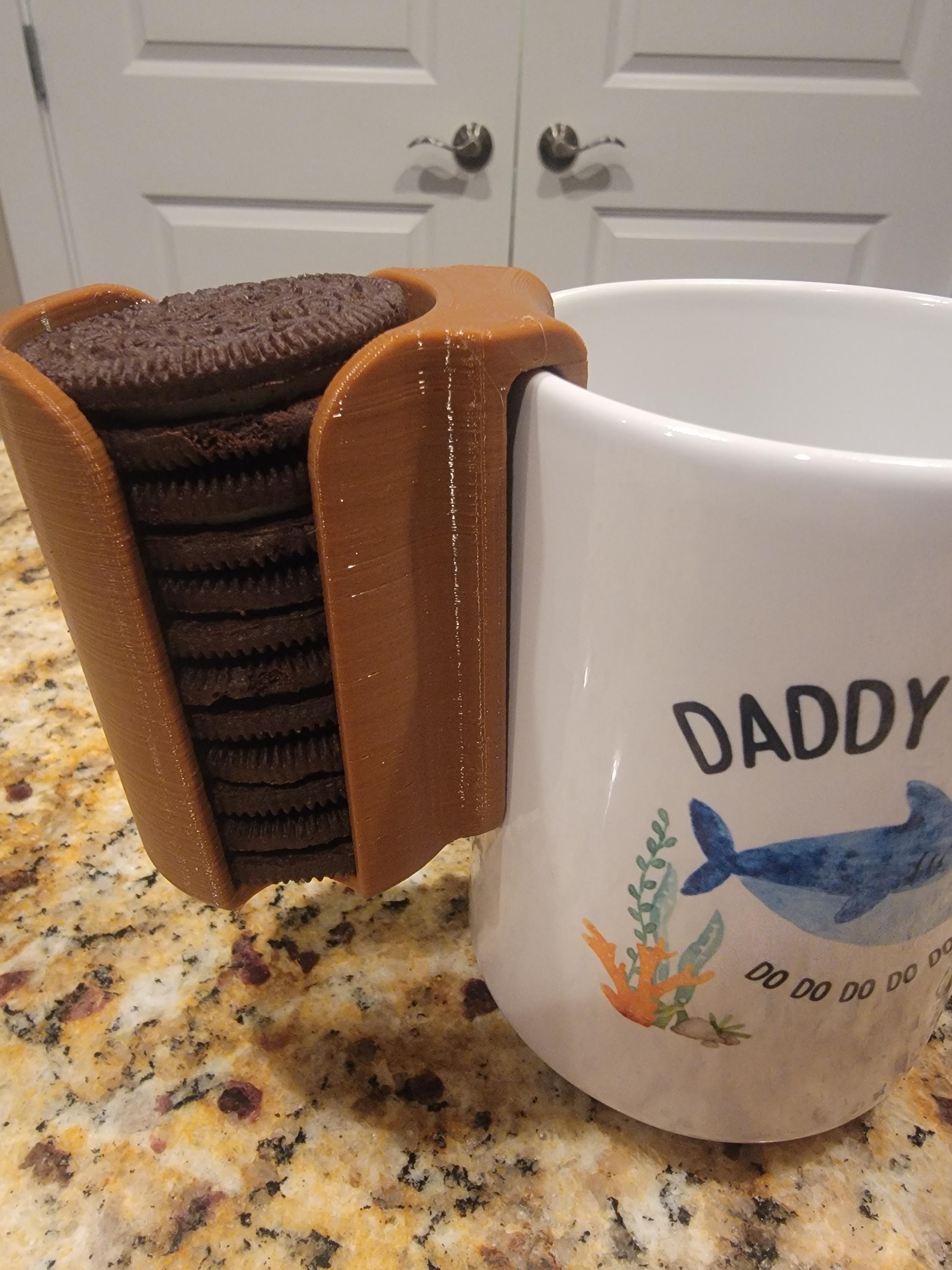 Oreo Dunk Buddy - Mug Sidekick for Dunking Delight!