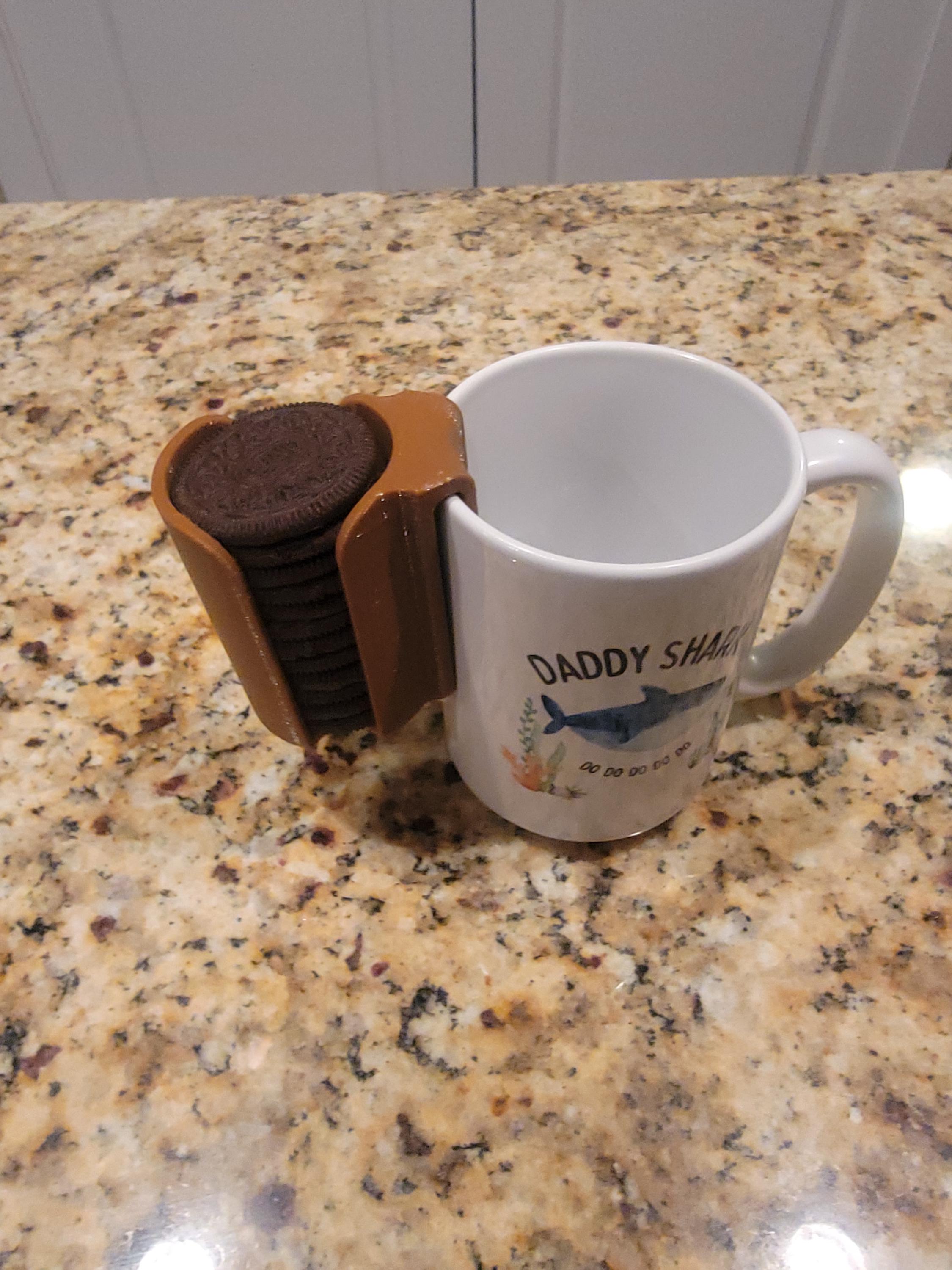 Oreo Dunk Buddy - Mug Sidekick for Dunking Delight!