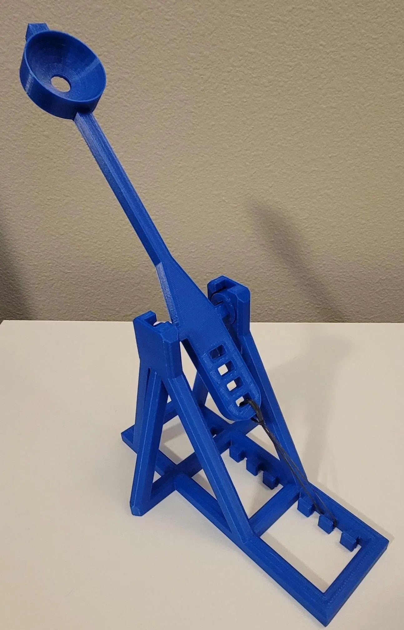 Ping Pong Catapult - Legendary Catapult Toy for Ping Pong Ball, Desk Toy for Office Desk, Baby Toy Ball Launcher for Ping Pong, Kid Ball Toy